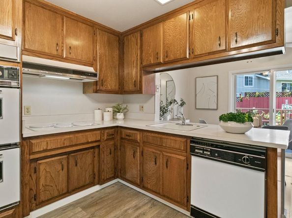 1118 Alameda De Las Pulgas, Redwood City CA 94061