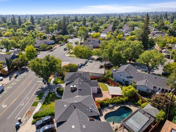 1118 Alameda De Las Pulgas, Redwood City CA 94061