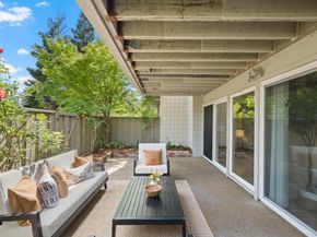 23 Los Altos Square, Los Altos CA 94022
