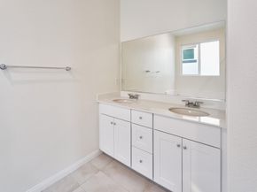 729 Daniel Freeman Circle, Inglewood CA 90301