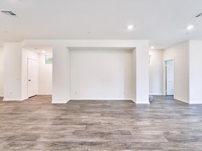 729 Daniel Freeman Circle, Inglewood CA 90301