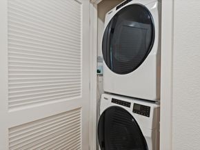 1853 Almaden Road 504, San Jose CA 95125