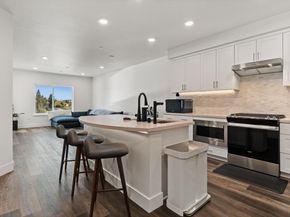 1853 Almaden Road 504, San Jose CA 95125