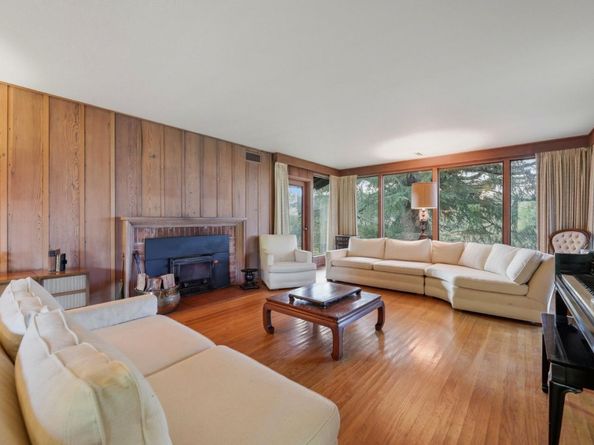 24733 Loma Prieta Avenue, Los Gatos CA 95033