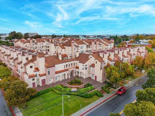 1951 Ofarrell Street 116, San Mateo CA 94403