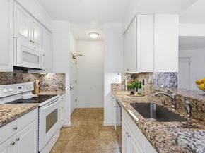 1951 Ofarrell Street 116, San Mateo CA 94403