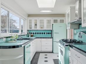 2306 Peachtree Lane, San Jose CA 95128