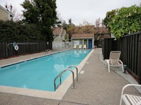 201 Ada Avenue 25, Mountain View CA 94043