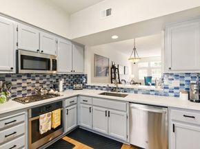 633 Swallowtail Court, Brisbane CA 94005