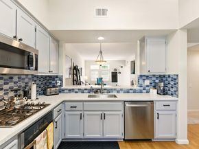 633 Swallowtail Court, Brisbane CA 94005