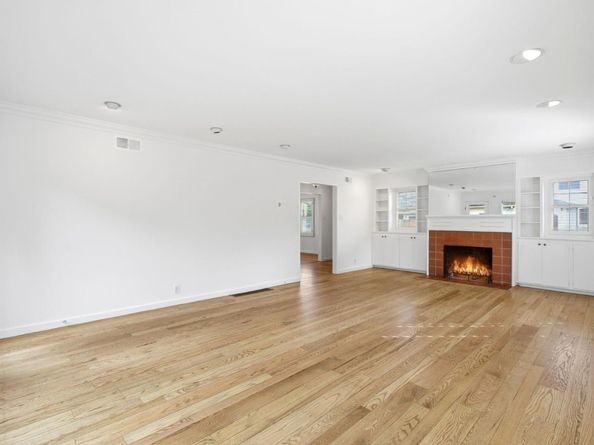 755 Northampton Drive, Palo Alto CA 94303