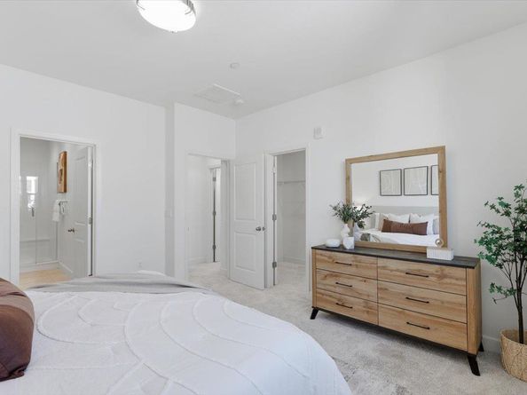 125 Maidenhair Terrace, Sunnyvale CA 94086