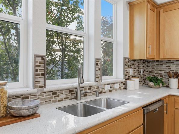 125 Maidenhair Terrace, Sunnyvale CA 94086