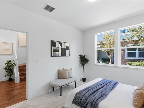 125 Maidenhair Terrace, Sunnyvale CA 94086