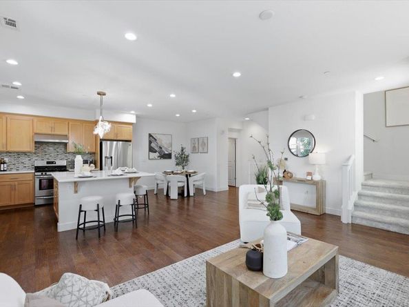 125 Maidenhair Terrace, Sunnyvale CA 94086