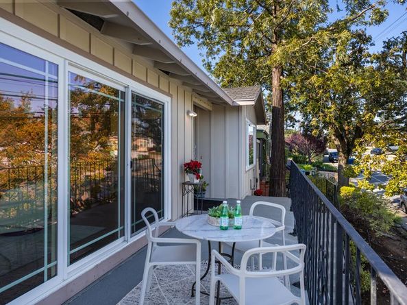 40 Alameda De Las Pulgas, Redwood City CA 94062