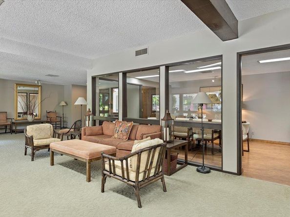 2140 Santa Cruz Avenue B104, Menlo Park CA 94025