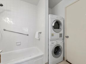 2140 Santa Cruz Avenue B104, Menlo Park CA 94025