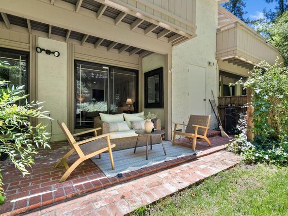 20780 4th Street 7, Saratoga CA 95070