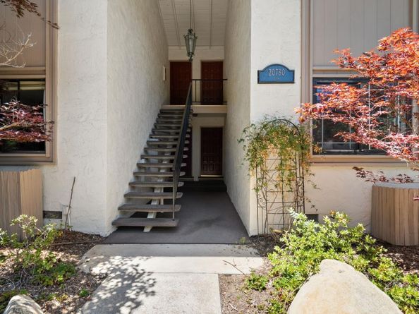 20780 4th Street 7, Saratoga CA 95070