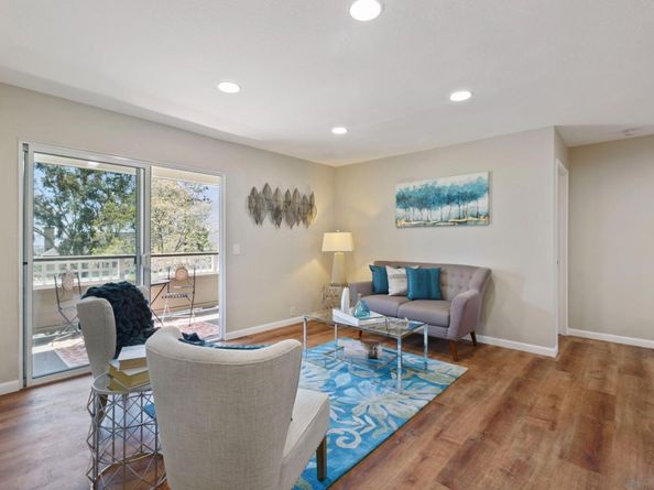 680 Dartmore Lane 259, Hayward CA 94544