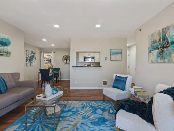 680 Dartmore Lane 259, Hayward CA 94544