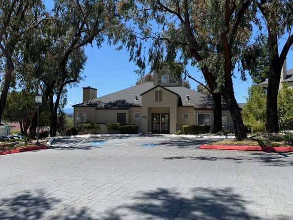 680 Dartmore Lane 259, Hayward CA 94544
