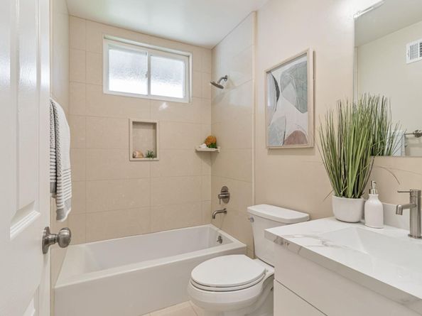 24836 Woodacre Avenue, Hayward CA 94544