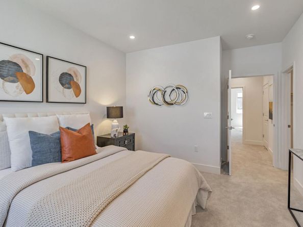 1131 Esther Court, Palo Alto CA 94303