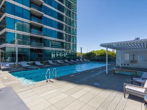 425 1st Street 1207, San Francisco CA 94105