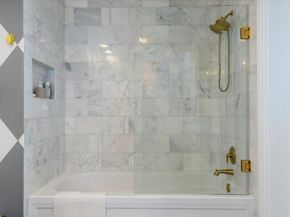 425 1st Street 1207, San Francisco CA 94105