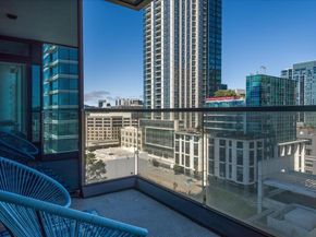 425 1st Street 1207, San Francisco CA 94105