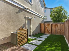 9263 Vista Cove Way, Newark CA 94560