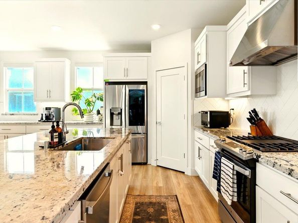 9263 Vista Cove Way, Newark CA 94560
