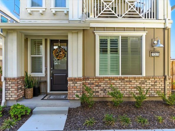 9263 Vista Cove Way, Newark CA 94560