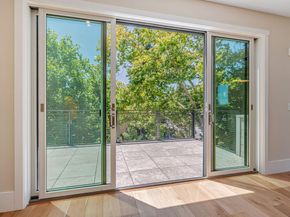 1667 San Carlos Avenue 301, San Carlos CA 94070