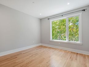 1667 San Carlos Avenue 301, San Carlos CA 94070
