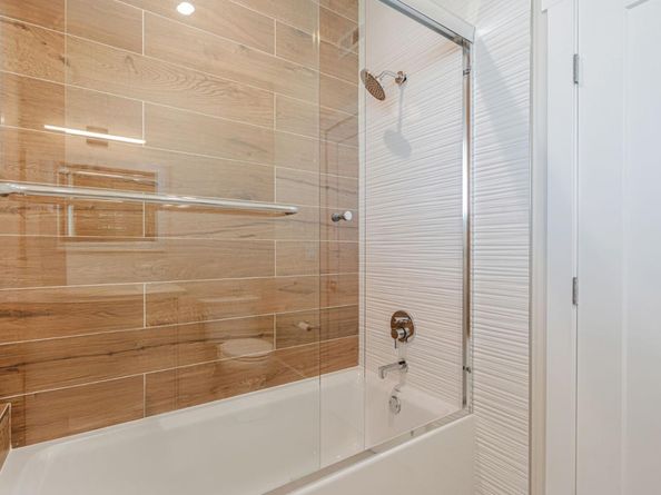 1667 San Carlos Avenue 301, San Carlos CA 94070