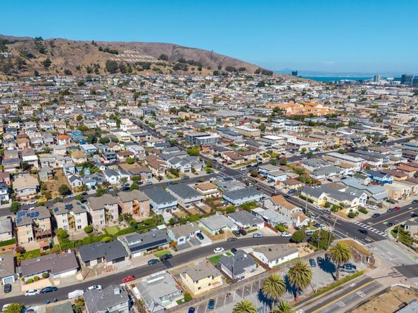 719 Circle Court, South San Francisco CA 94080