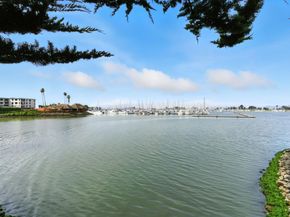 8 Admiral Drive 239, Emeryville CA 94608