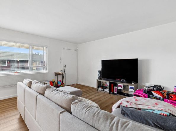 1182 Leigh, San Jose CA 95126