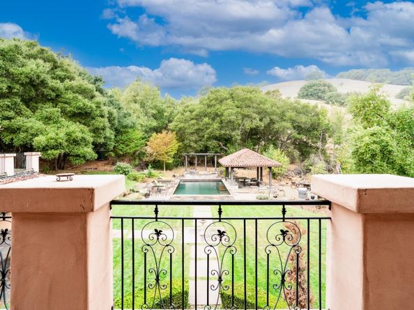 5371 Stonehurst Drive, Martinez CA 94553