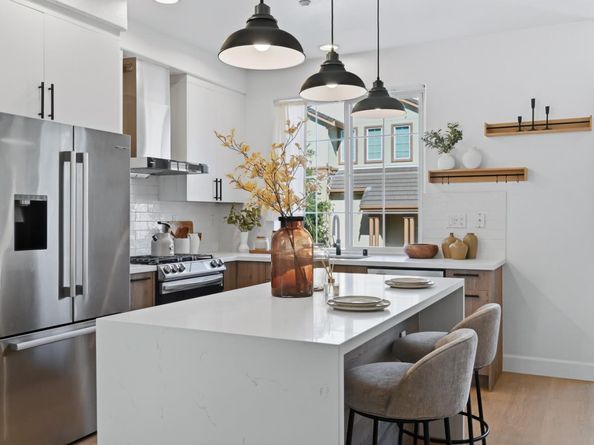 35005 11th Street, Union City CA 94587