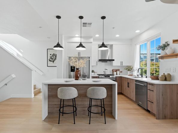 35005 11th Street, Union City CA 94587