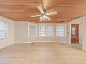 95 Cherry St, Middleboro MA 02346