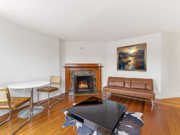 111 Gainsborough St 401, Boston MA 02115