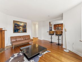 111 Gainsborough St 401, Boston MA 02115