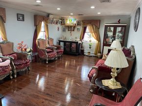 12 Heritage Ln, Saugus MA 01906