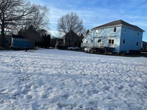 12 Heritage Ln, Saugus MA 01906