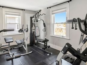 9 C St, Hull MA 02045